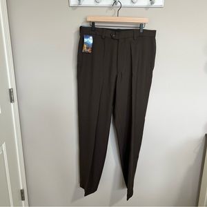 Hagger Men’s Smart Fiber Dress Pant - Size 36x32